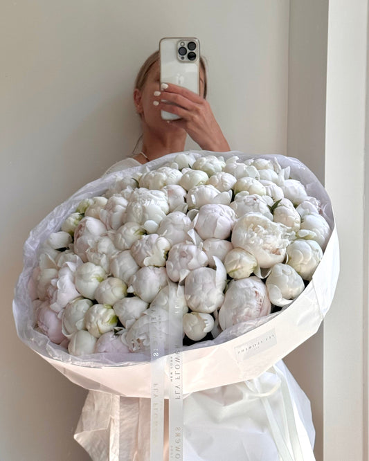 White Peonies "Vanilla Ice-cream"
