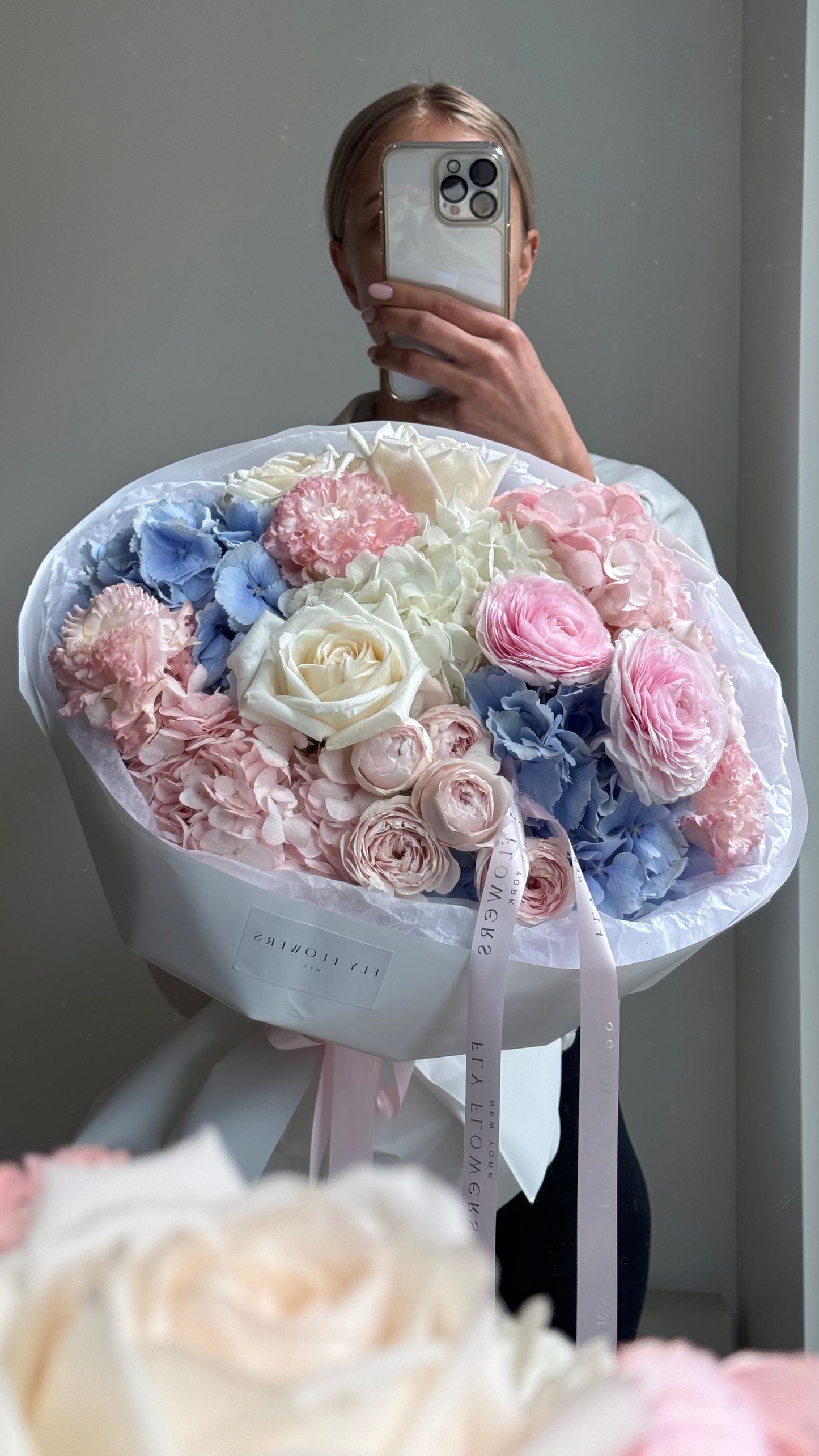 Mix bouquet "Ocean Blush"