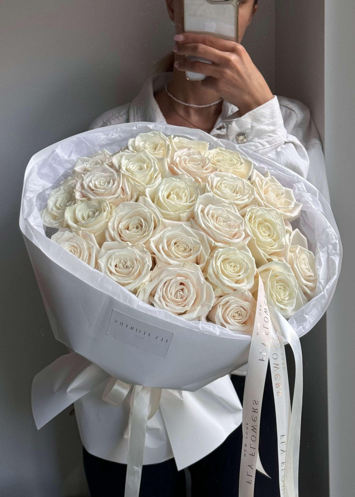 White Roses "Ivory Dream"