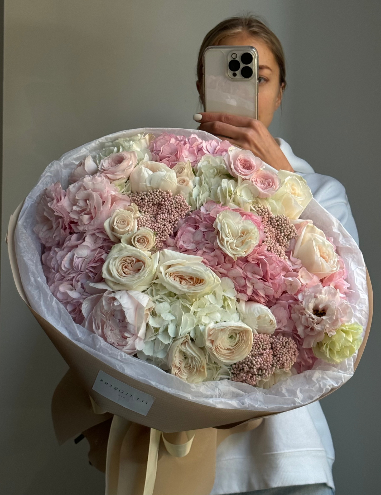Mix bouquet "Linen Bloom"