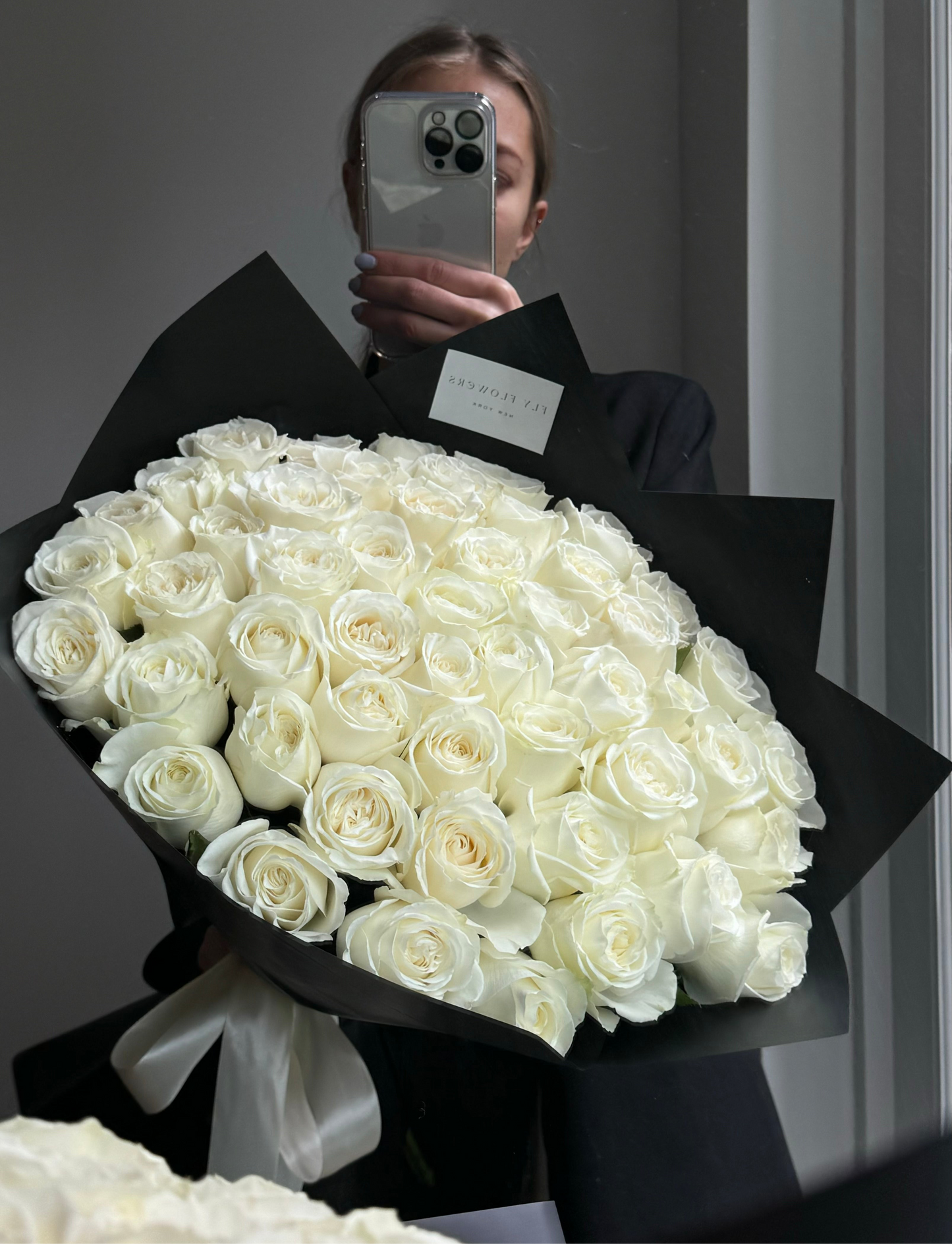 White Roses "Ivory Dream"