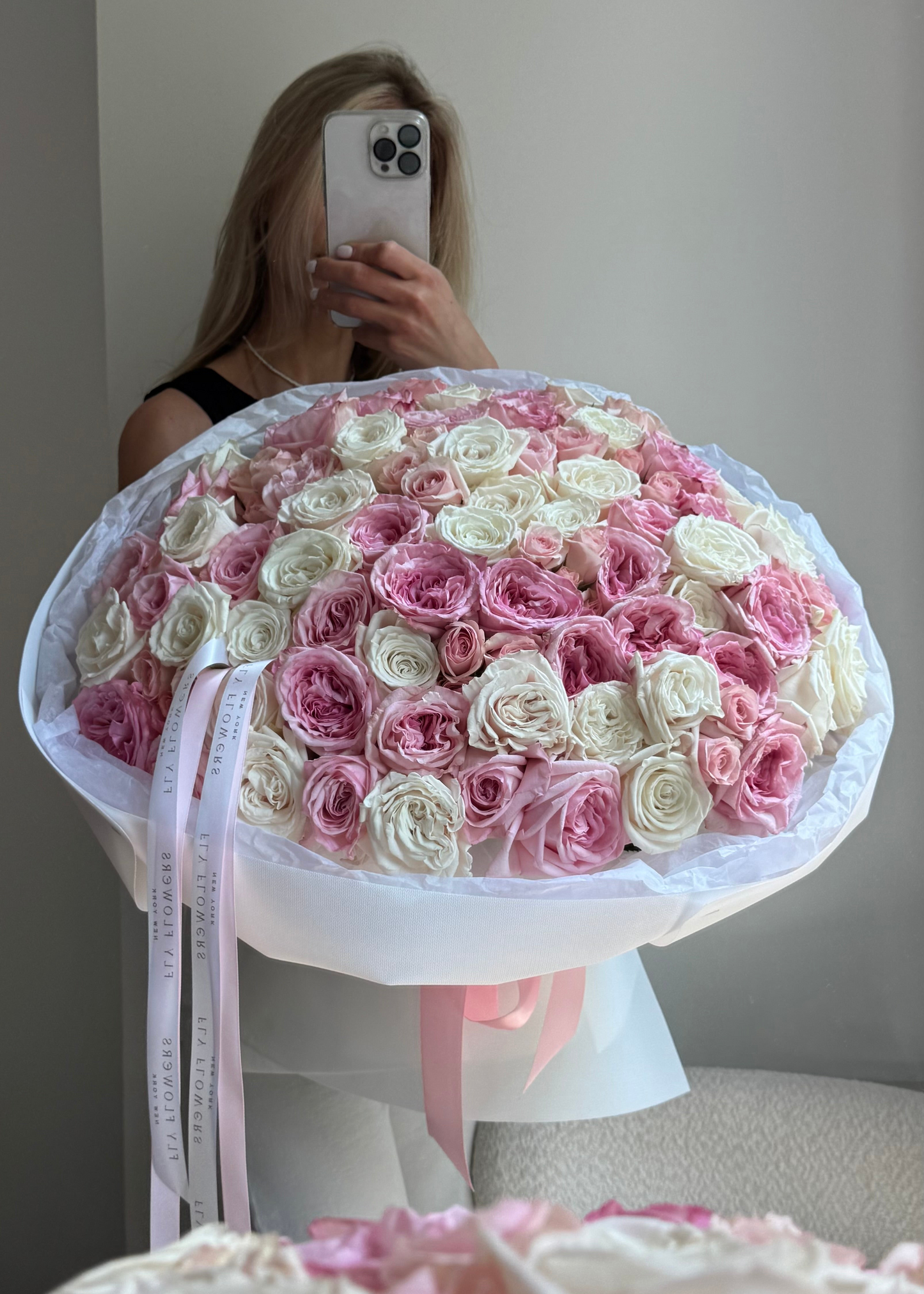 White-Pink Roses Mix