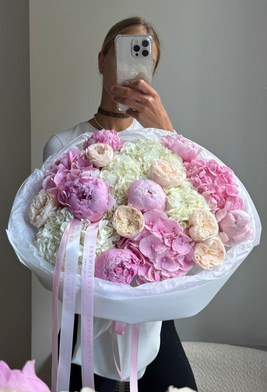 Mix bouquet "White-pink Elegance"